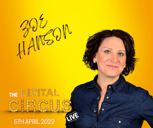 Zoe Hanson, The Podcast Lady and owner of The So So Show speaking at The Digital Circus LIVE 2022 event.